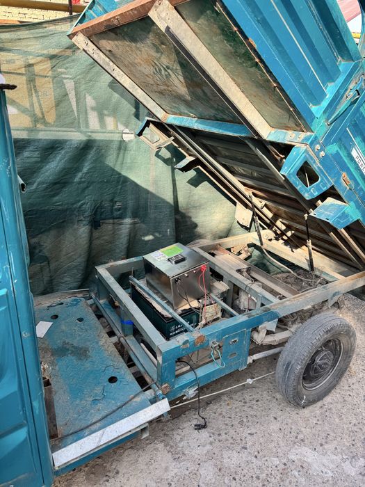 Аккамулятор сотамиз янги 1ийл гарантия бор