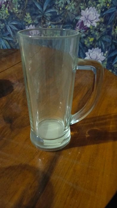 Продам пивные кружки и стаканы