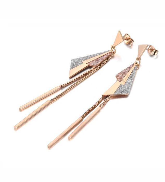 Обеци от медицинска стомана