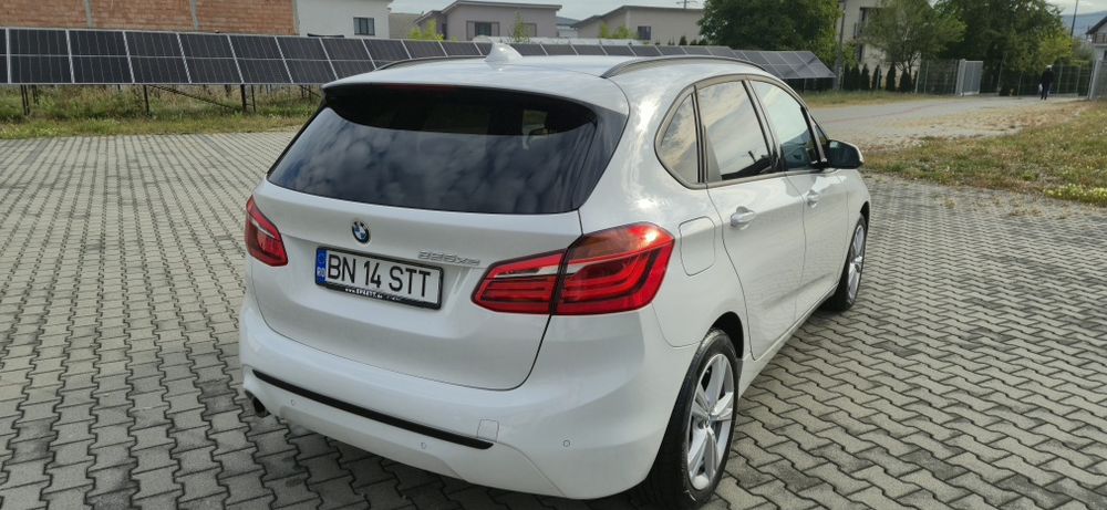 Bmw 225xe plug-in hybrid  An 2020 //  10200 € + TVA