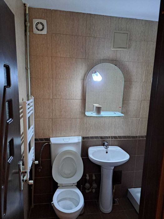Garsonieră 1 Mai – Ion Augustin | Centrală | Parter | 300 €