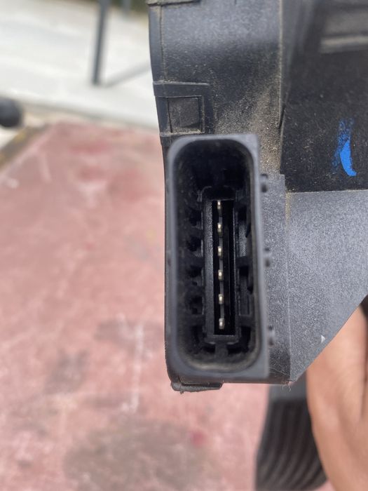 Педал газ потенциометър за газта на опел корса Д