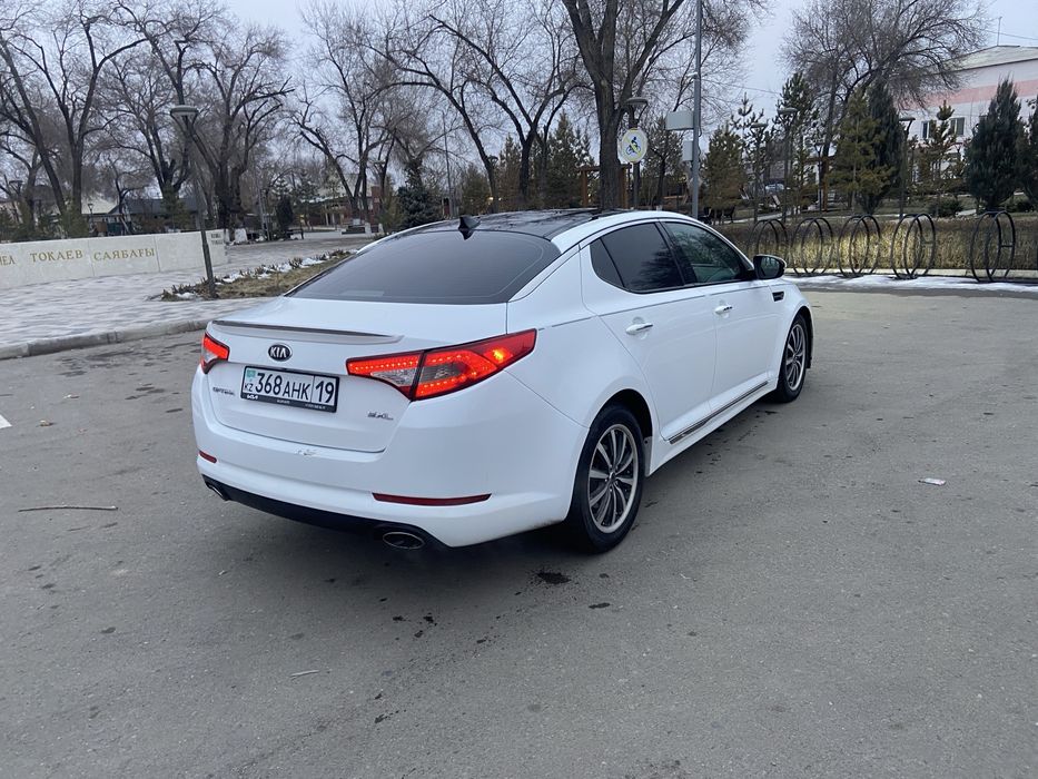 Киа оптима  продажа срочно