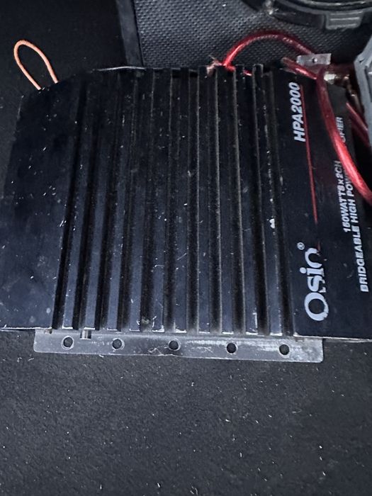 Бас каса със усилвател и CD JVC със BLUETOOTH