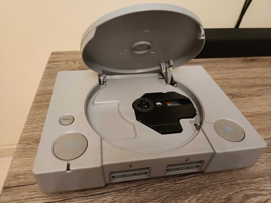 PlayStation 1 (PS1) - Modat, Complet functional