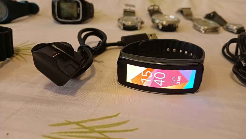 ceasuri mecanice,electronice,smart