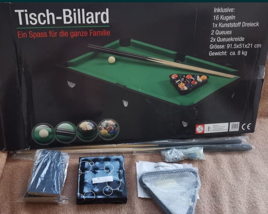 Vând masă de biliard pentru familie, copii, dimensiuni 91,5/51/21cm