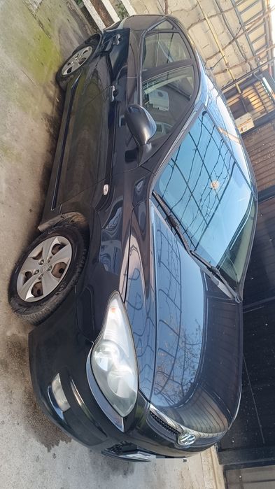 Hyundai i30 1.6 crdi 116 cp