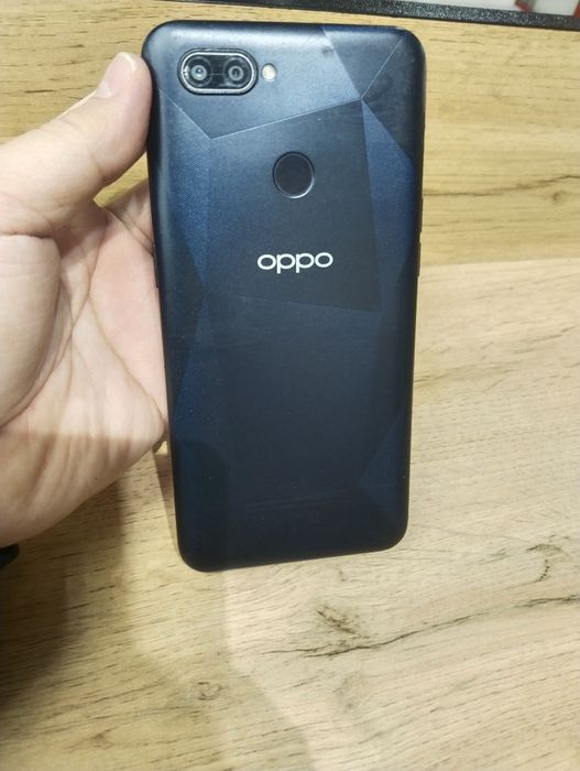 Продам телефон орро А12