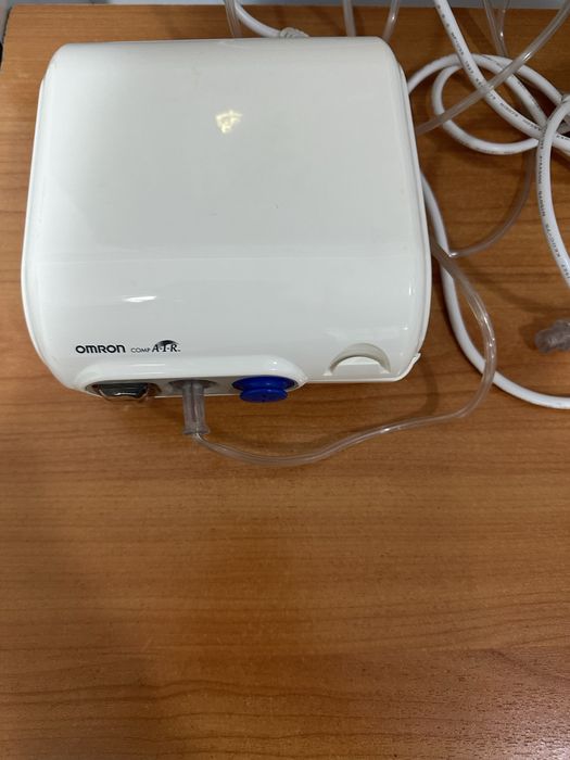 Ингалятор ОМРОН в отличном состоянии