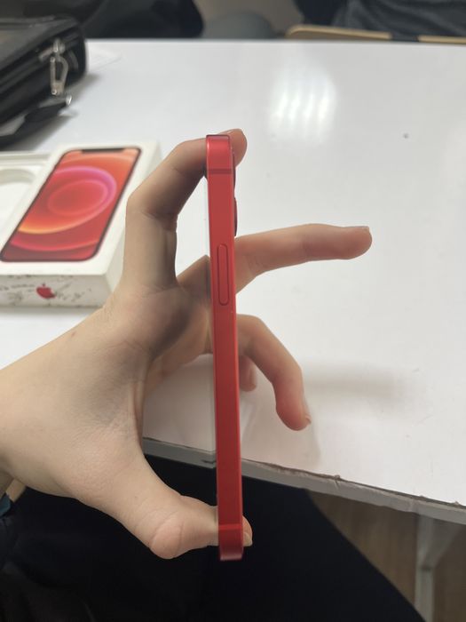 Iphone 12 mini red