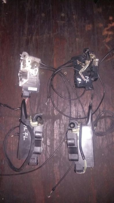 Дверные замки на ML W163