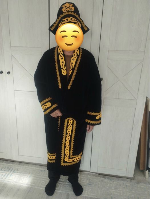 Красивый мужской шапан