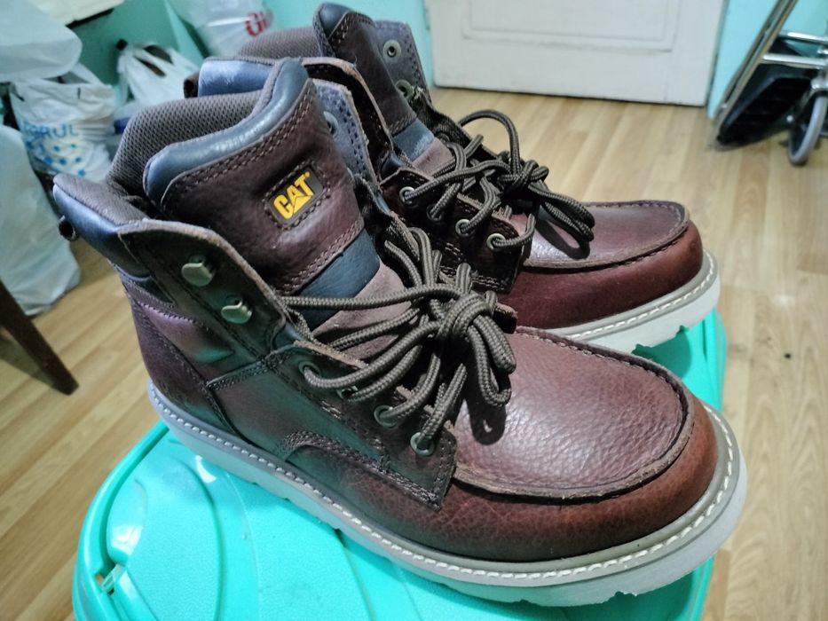 Ghete Caterpillar noi