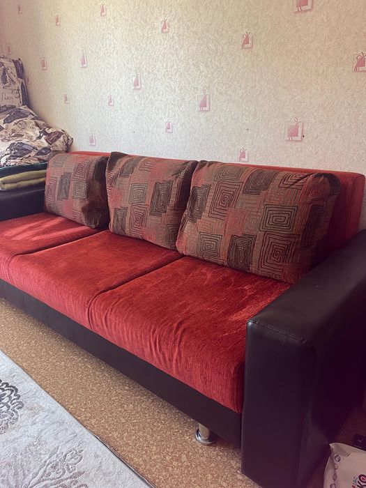 Продам диван  для офиса