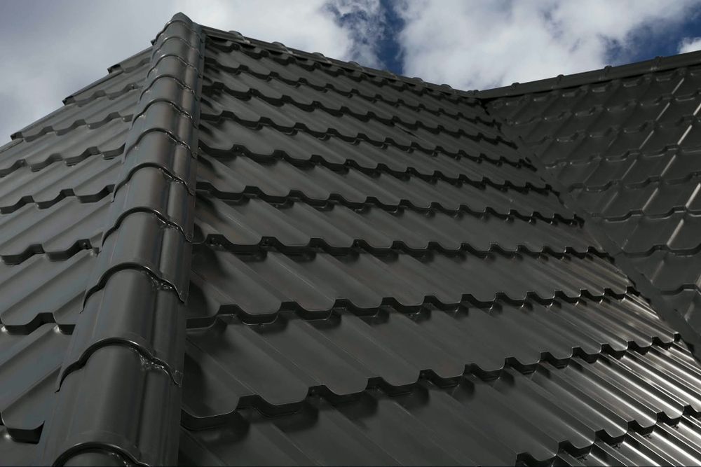 Executam acoperisuri si reparatii