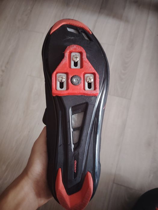 Велотуфли шоссейные Giant Bolt