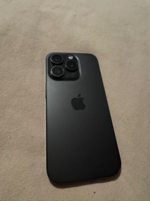 iPhone 15 Pro Black 128GB 89% Battery Health