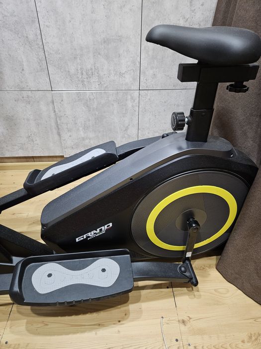 Срочно продаётся велотренажёр элипс в идеальном состоянии