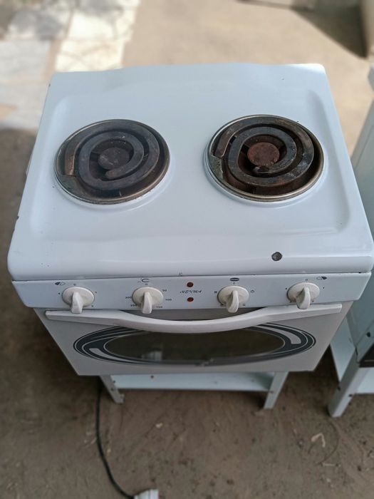 Продам электро плиту Мечта