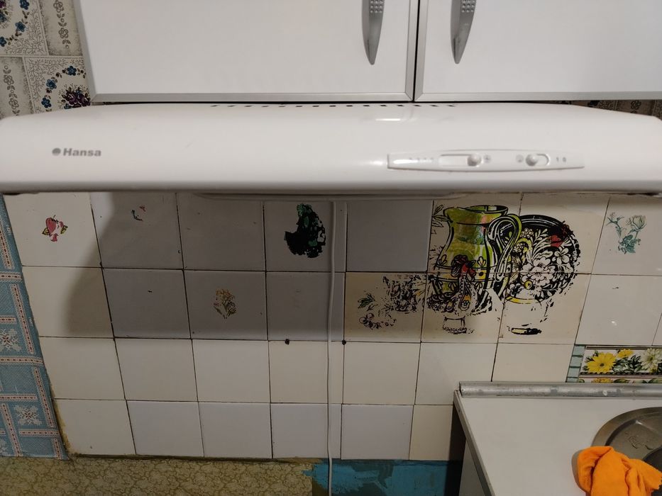 Продам угловой кухонный гарнитур