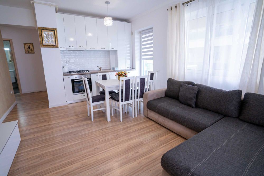 Apartament 2 camere Mamaia cu parcare vedere lac