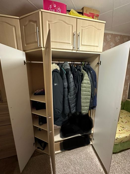 Продам шкаф