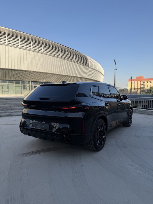 BMW XM leybil prowifka