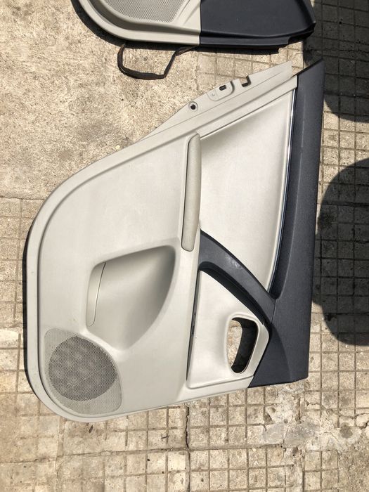 Кожен салон за Тойота Авенсис/Avensis T27 09г-14г