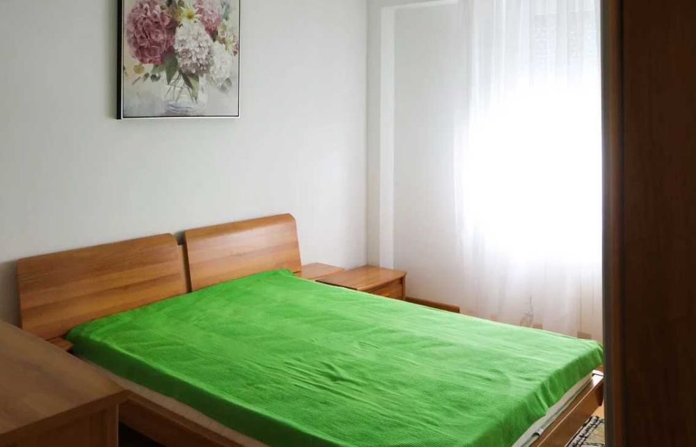 Дава се под наем Тристаен апартамент в Пловдив, Кючук Париж - 80 кв.м за 255 € - Снимка #5