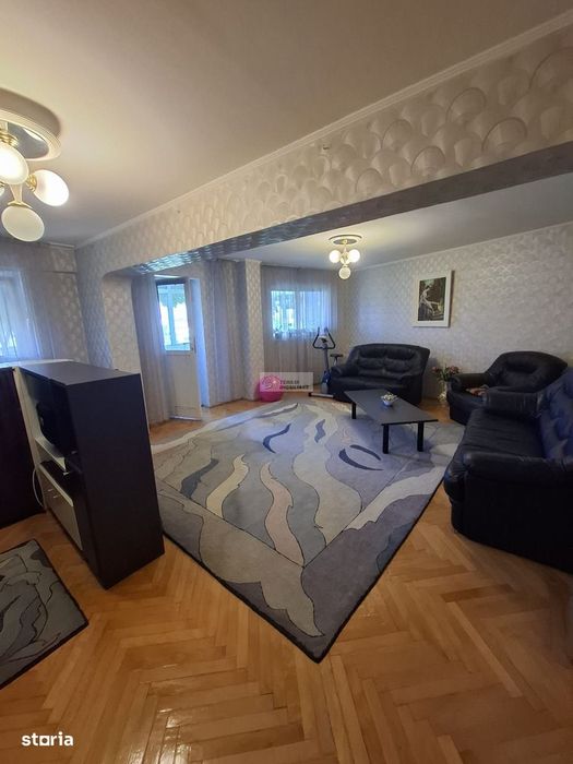 Apartament de 4 camere+ 1 /etaj 2/125mp /Independentei/Focsani/Finante