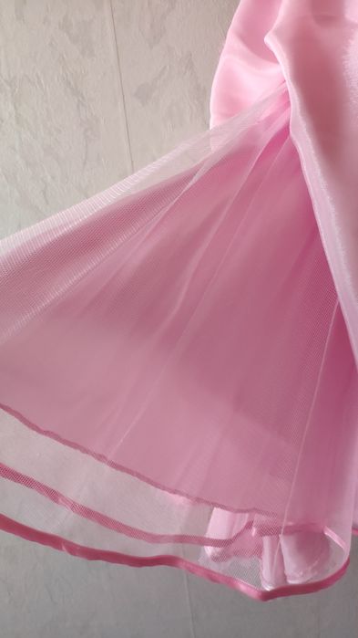 Праздничные платья на девочку