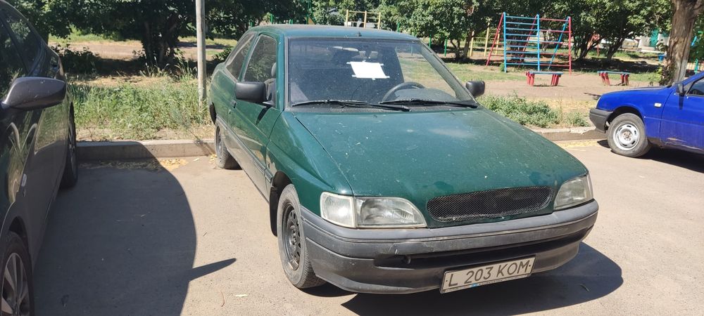 Продам Ford Escort
