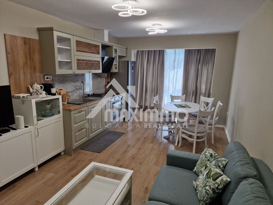 Продава се Четиристаен апартамент в Варна, Чайка - 84 кв.м за 1579 €/кв.м - Снимка #2