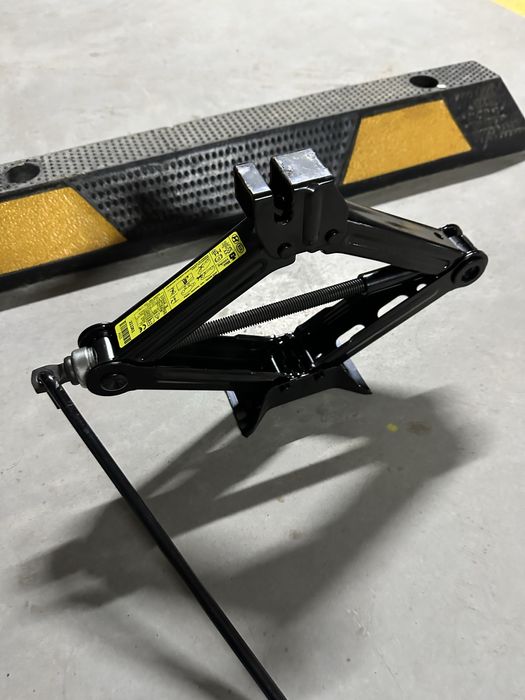 Домкрат Hyundai Sonata 2022г.