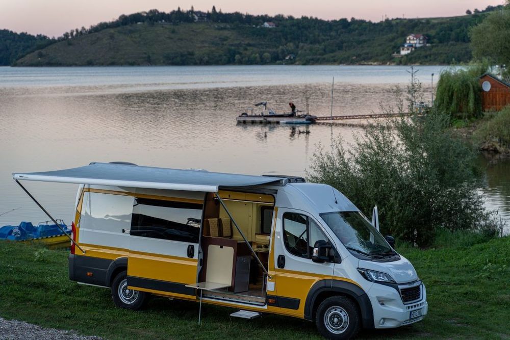 Peugeot Boxer Autorulota 435 L4H2 Peugeot Boxer – Explorer