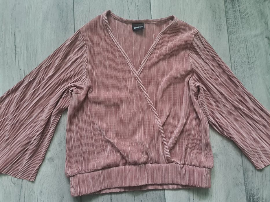 Vând haine,marimea XS-S