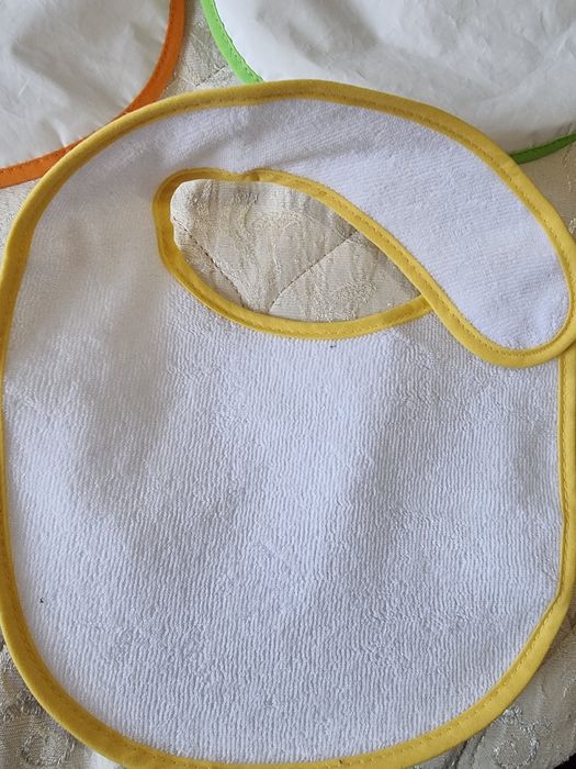 Нови бебешки лигавници