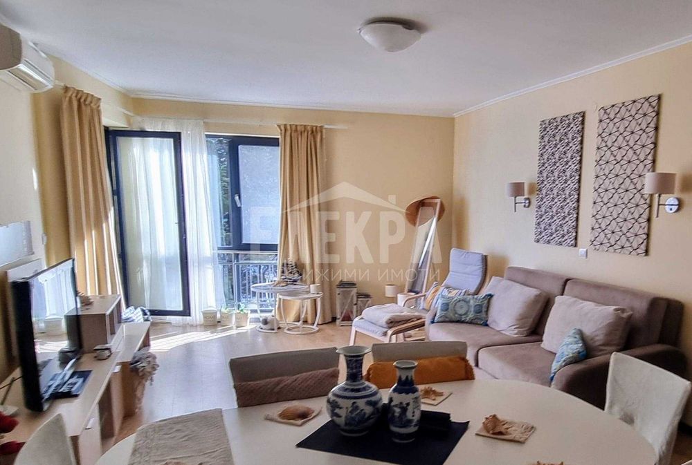 Продава се Тристаен апартамент в Варна, Център - 105 кв.м за 1143 €/кв.м - Снимка #15