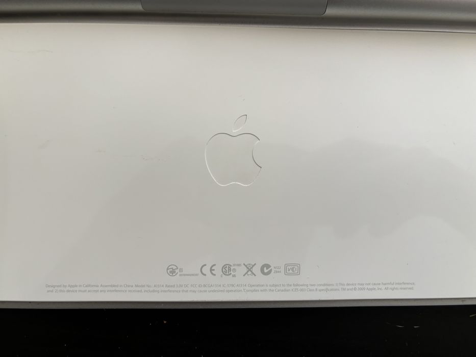 Tastatura Apple Wireless