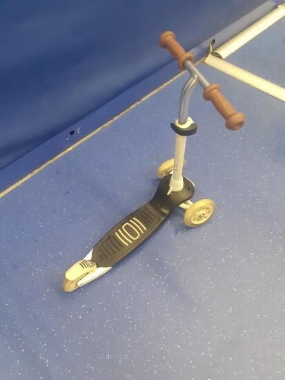 Trotinetă B1 500 negru-bej - produs resigilat - (SecondHand) Decathlon