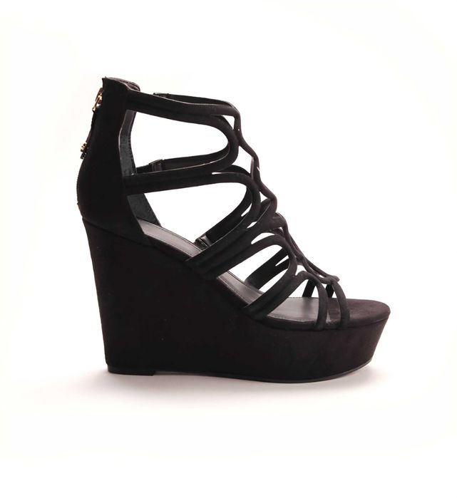 Сандали на платформа Guess НОВИ