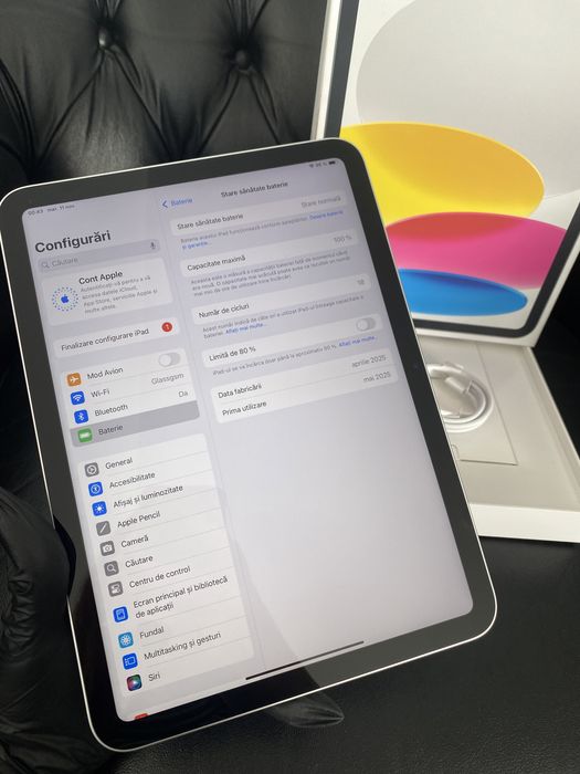 iPad (A16) / WI-FI + Cellular/ 128 GB / Silver / Ca nou |