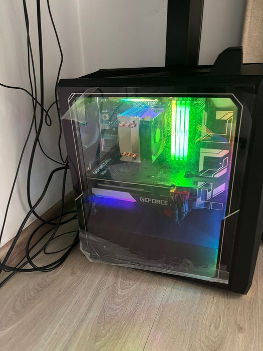 PC Gaming ASUS ROG G15DK cu procesor  PC Gaming AMD Ryzen™ 7 5800X