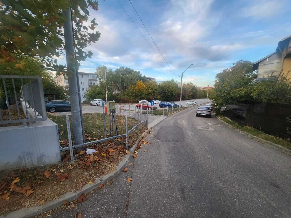 Vand/Inchiriez teren intravilan Pitesti - zona Darzu (Cez Pitesti)