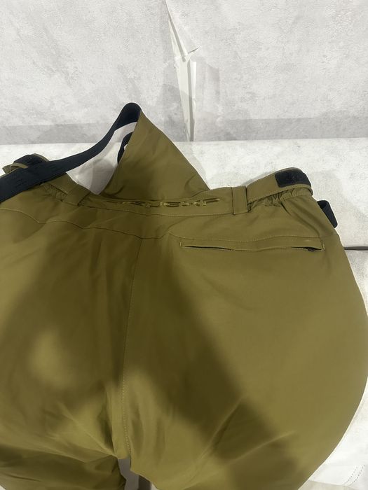 Продам лыжный костюм