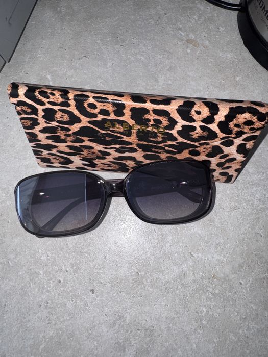 Продам очки alberto casiano вместе с чехлом