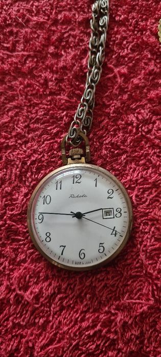 Ceasuri de buzunar mecanice stare foarte bună de funcționare.