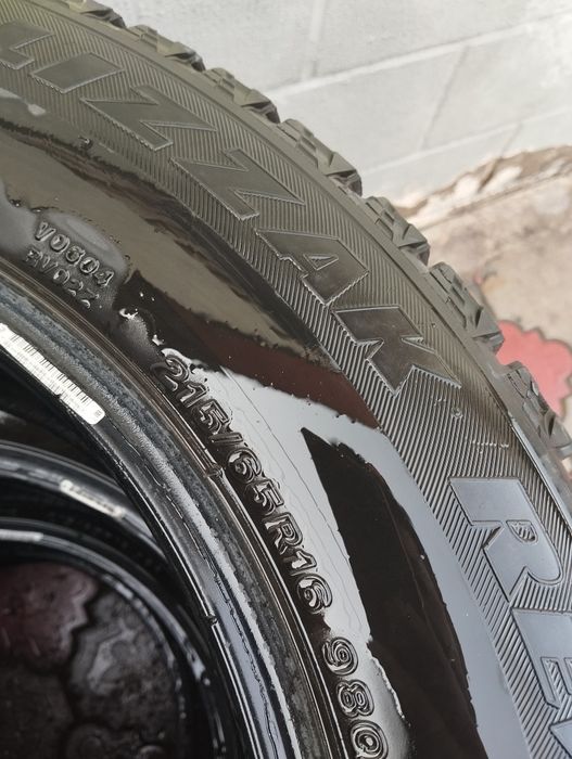 Bridgestone blizzak 215.65.R16