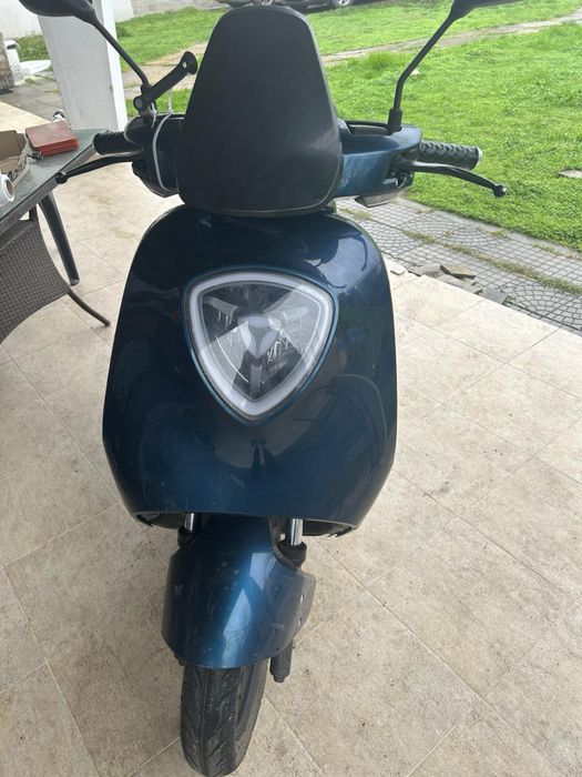 Продавам електрически скутер YADEA C1S 2200W